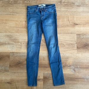 Abercrombie & Fitch Light Wash Denim